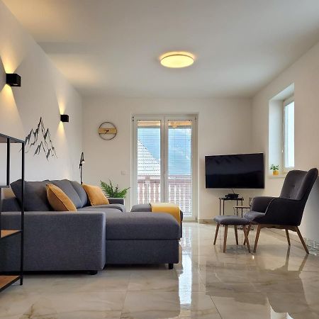 Apartments Julian Experience Rateče Zewnętrze zdjęcie