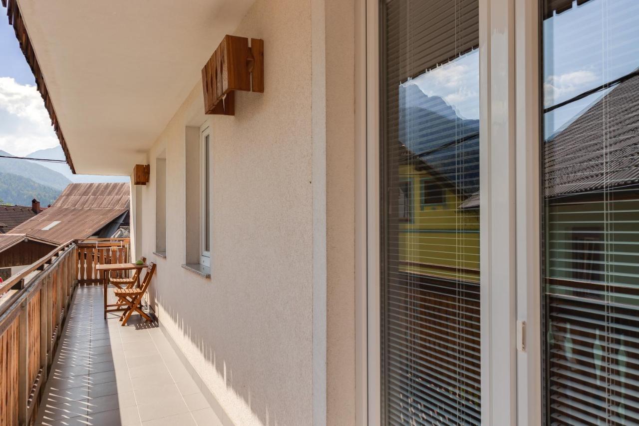 Apartments Julian Experience Rateče Zewnętrze zdjęcie