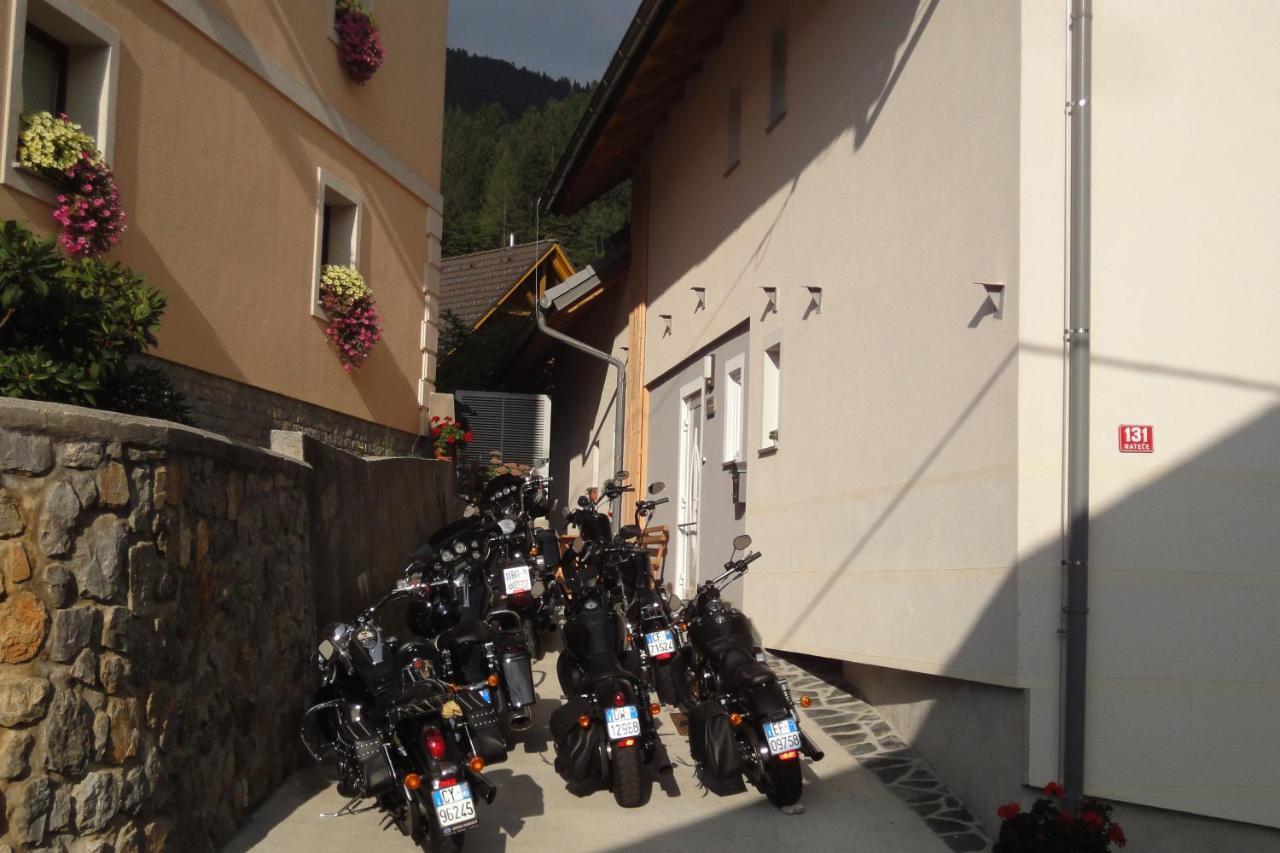 Apartments Julian Experience Rateče Zewnętrze zdjęcie